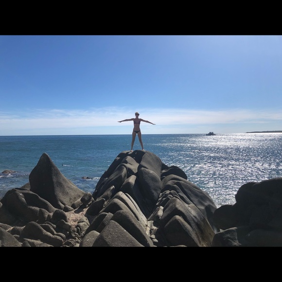 Meet your Posher, Kasia 💁‍♀️ - Picture 7 of 8